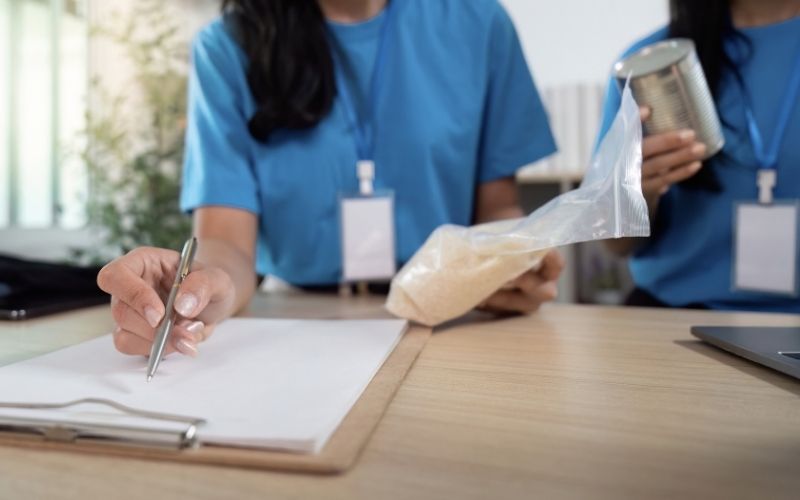 NPO アウトリーチ 非営利用語辞典